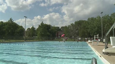 Local officials call extended hours at rec center a success despite low turnout